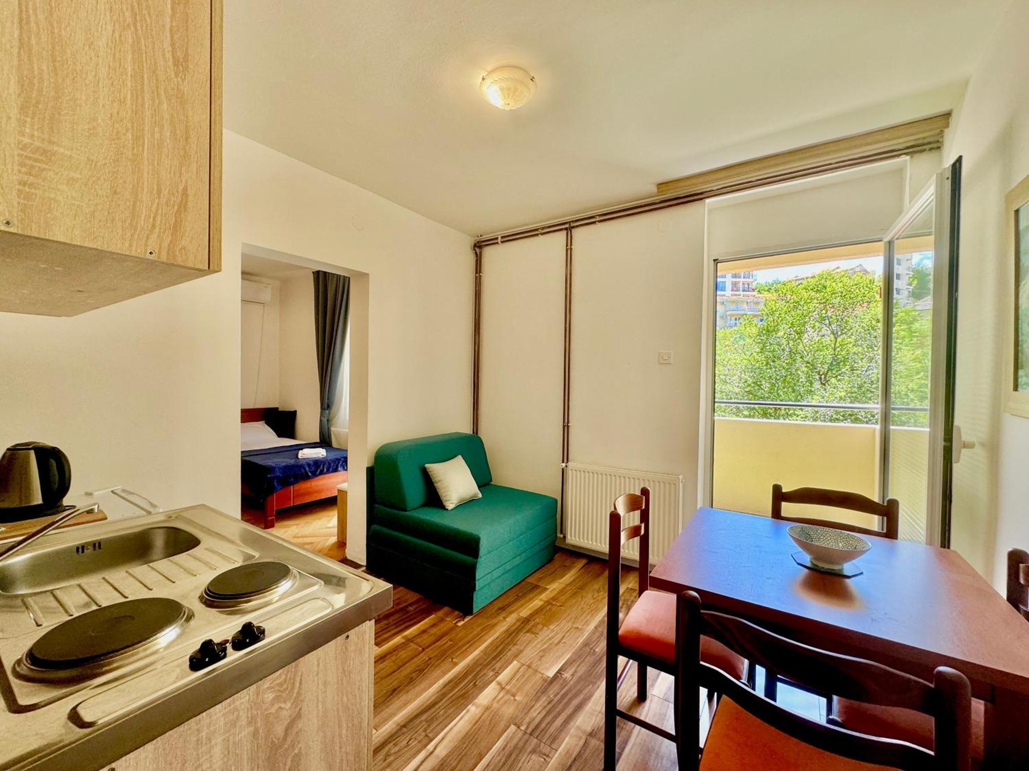 For-A Apartmani Bečići Exterior photo