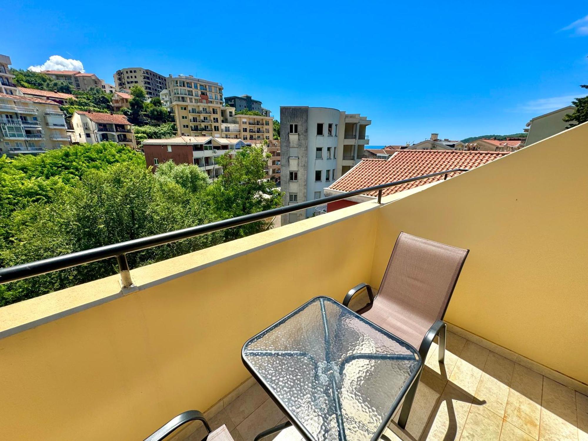 For-A Apartmani Bečići Exterior photo