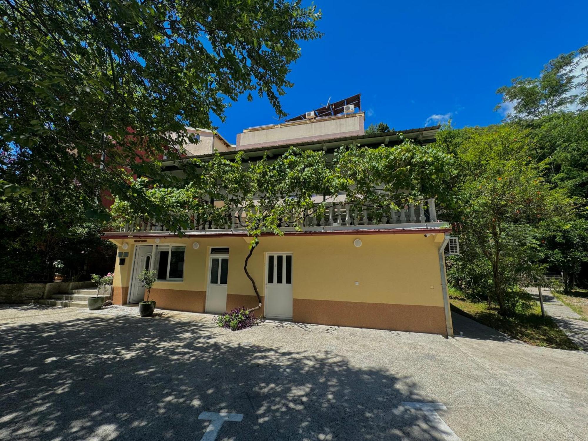 For-A Apartmani Bečići Exterior photo